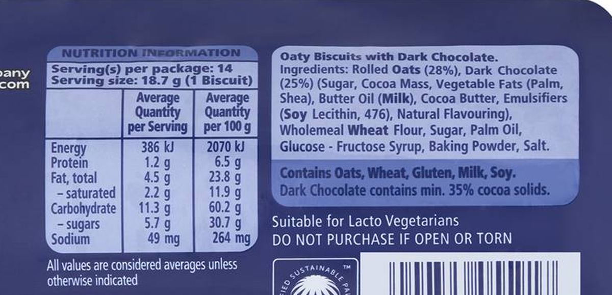 Pack photograph of McVitie's Hobnobs Dark Chocolate Oat Snap Cookie 262g showing the printed nutrition panel