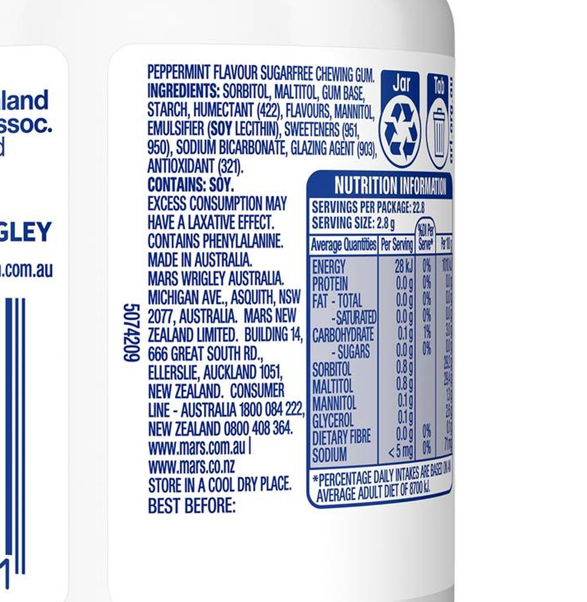 Pack photograph of Extra White Peppermint Sugar Free Chewing Gum Bottle 64g showing the printed nutrition panel