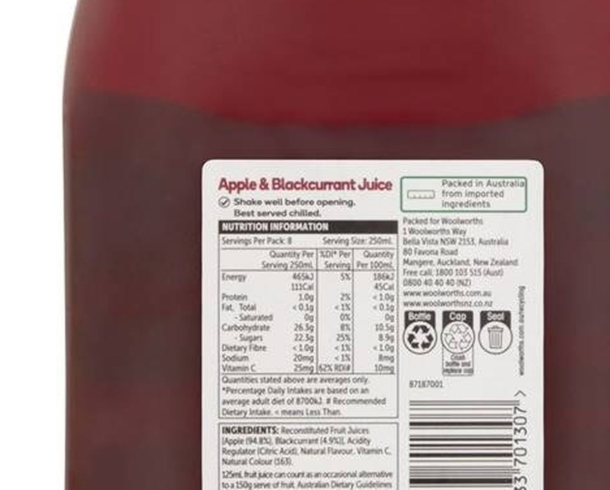 Pack photograph of Woolworths Apple & Blackcurrant Juice 2L showing the printed nutrition panel