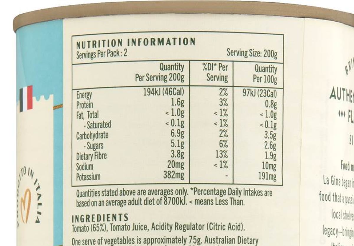Pack photograph of La Gina Diced Tomatoes 400g showing the printed nutrition panel