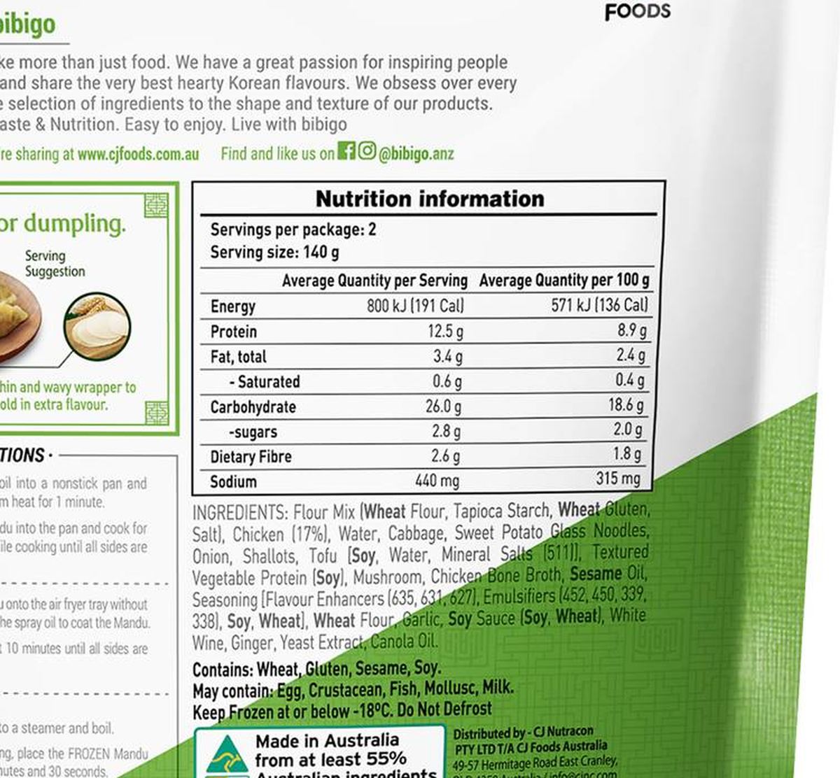Pack photograph of Bibigo Mandu Chicken Dumplings 280g showing the printed nutrition panel