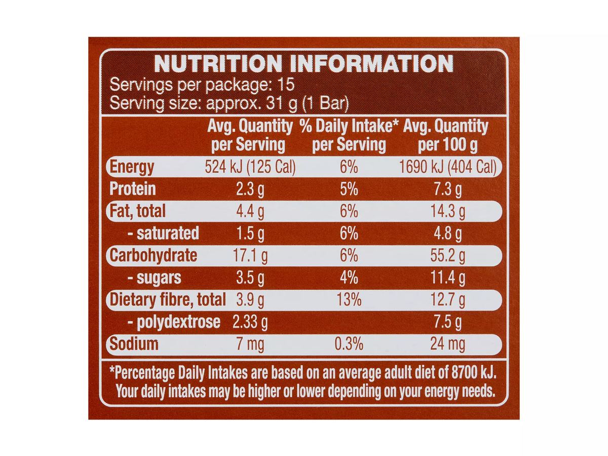 Pack photograph of HILLCREST Muesli Bars Chewy Choc Chip 15 Pack 470g showing the printed nutrition panel