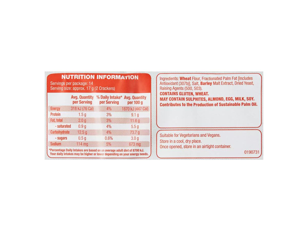 Pack photograph of DAMORA Sanz Crackers 250g showing the printed nutrition panel