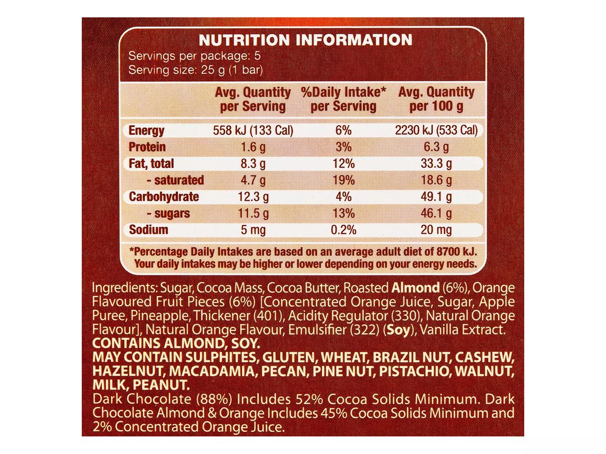 Pack photograph of MOSER ROTH Dark Orange & Almond Chocolate Bars 5 Pack 125g showing the printed nutrition panel