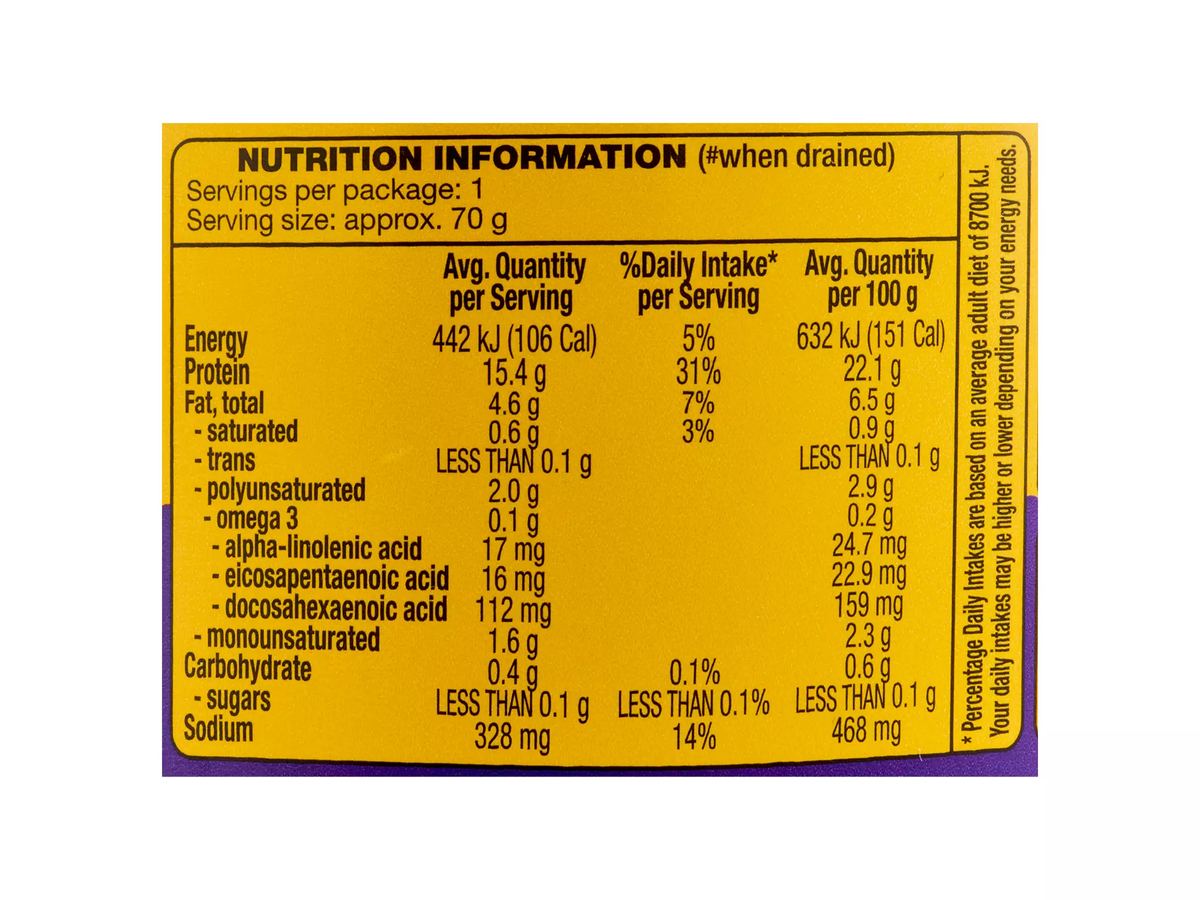 Pack photograph of OCEAN RISE Yellowfin Tuna in Puttanesca 95g showing the printed nutrition panel