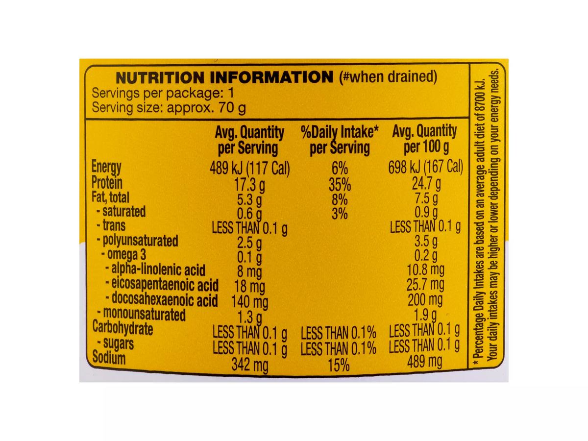 Pack photograph of OCEAN RISE Yellowfin Tuna with Pepper and Lemon Flavour 95g showing the printed nutrition panel